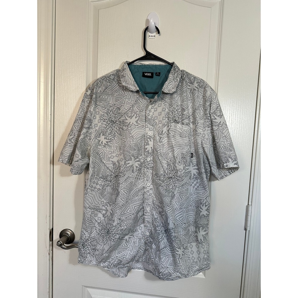 Vans Mens XL Short Sleeve Button Up Shirt White Black Tropical Palm VN0A3TH307F